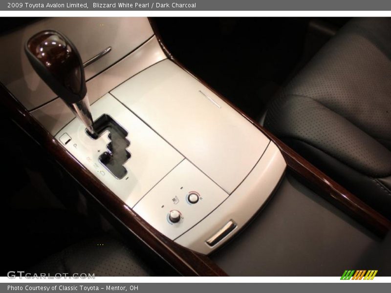 Blizzard White Pearl / Dark Charcoal 2009 Toyota Avalon Limited