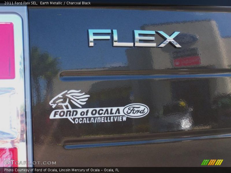 Earth Metallic / Charcoal Black 2011 Ford Flex SEL