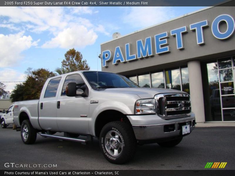Silver Metallic / Medium Flint 2005 Ford F250 Super Duty Lariat FX4 Crew Cab 4x4