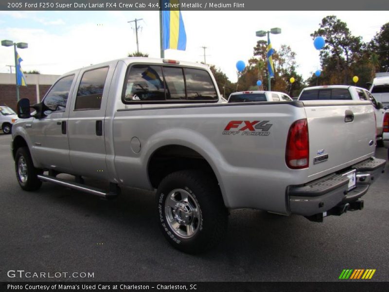 Silver Metallic / Medium Flint 2005 Ford F250 Super Duty Lariat FX4 Crew Cab 4x4