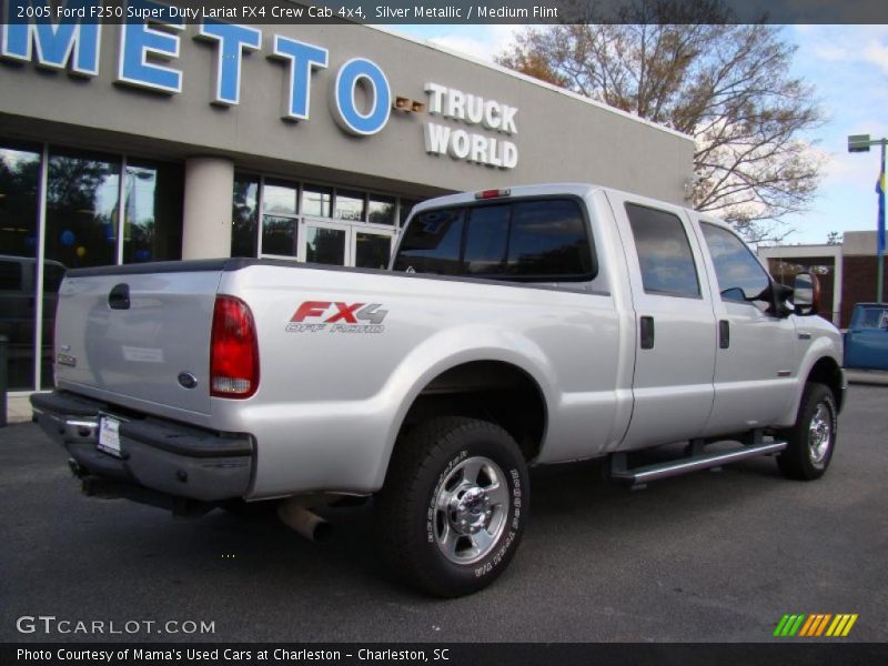 Silver Metallic / Medium Flint 2005 Ford F250 Super Duty Lariat FX4 Crew Cab 4x4