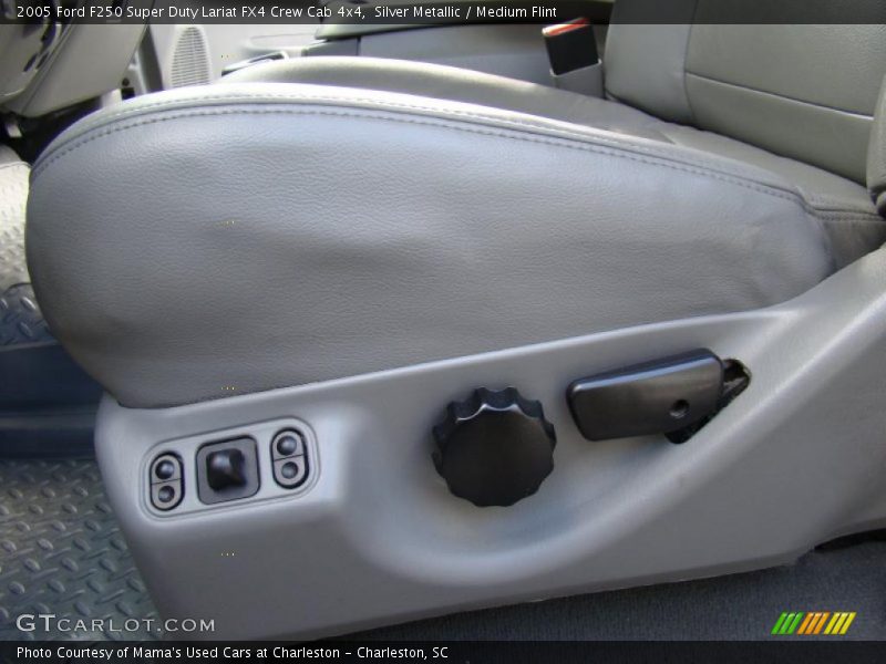 Silver Metallic / Medium Flint 2005 Ford F250 Super Duty Lariat FX4 Crew Cab 4x4