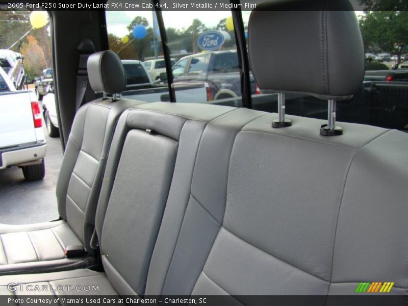 Silver Metallic / Medium Flint 2005 Ford F250 Super Duty Lariat FX4 Crew Cab 4x4