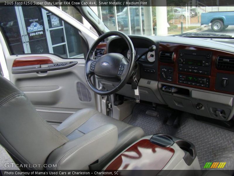 Silver Metallic / Medium Flint 2005 Ford F250 Super Duty Lariat FX4 Crew Cab 4x4
