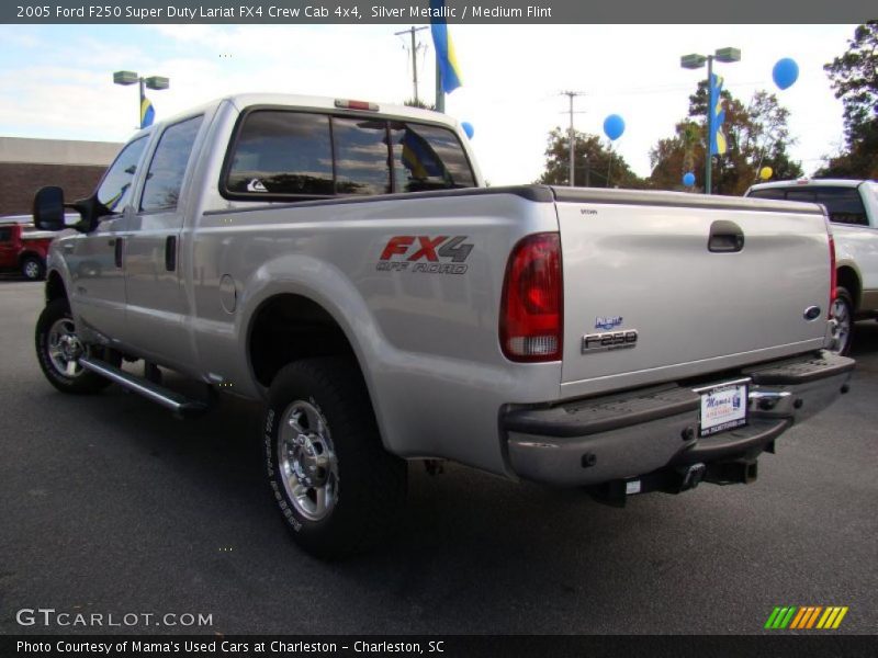 Silver Metallic / Medium Flint 2005 Ford F250 Super Duty Lariat FX4 Crew Cab 4x4