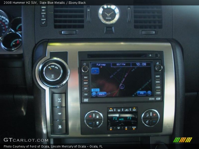 Controls of 2008 H2 SUV