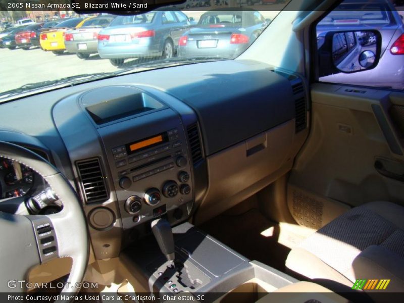 Blizzard White / Sand 2005 Nissan Armada SE