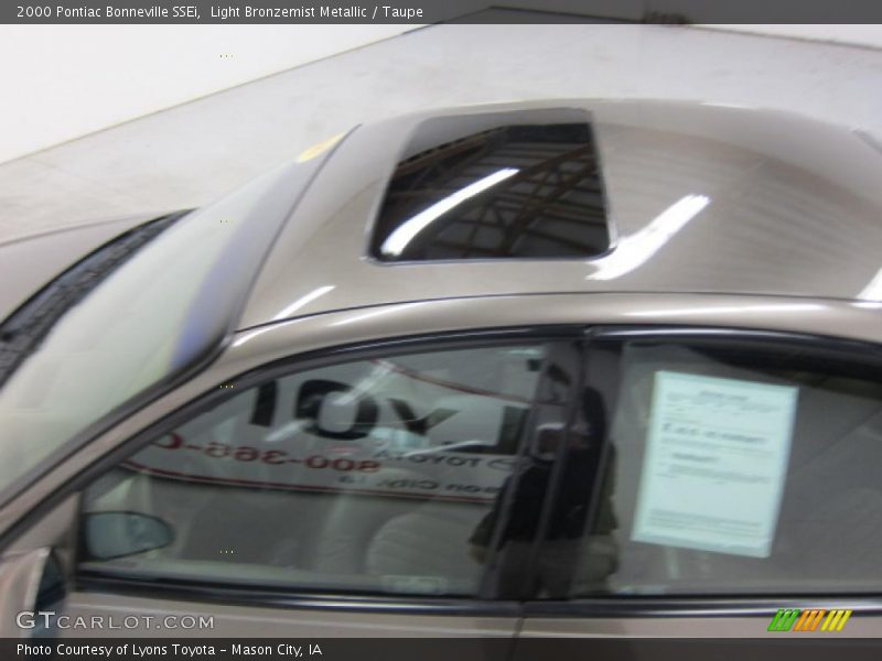 Light Bronzemist Metallic / Taupe 2000 Pontiac Bonneville SSEi