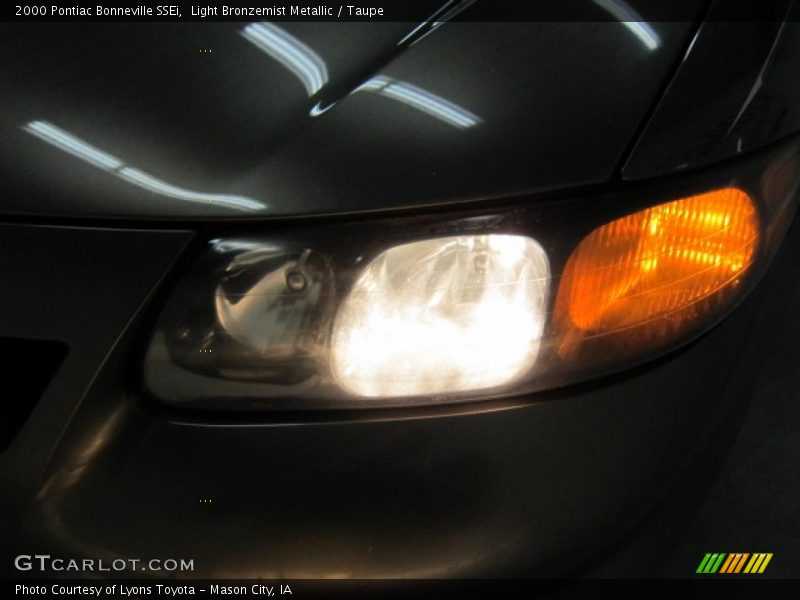Light Bronzemist Metallic / Taupe 2000 Pontiac Bonneville SSEi