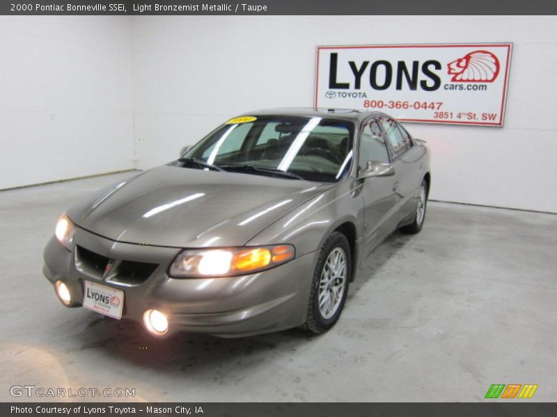Light Bronzemist Metallic / Taupe 2000 Pontiac Bonneville SSEi