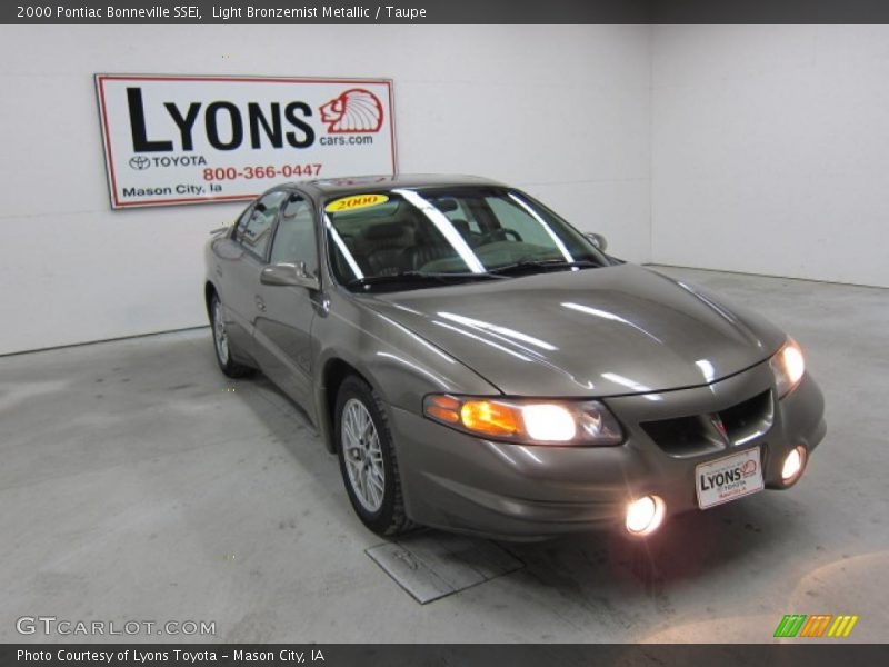 Light Bronzemist Metallic / Taupe 2000 Pontiac Bonneville SSEi