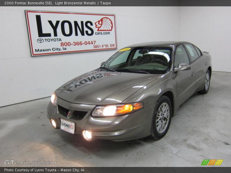 Light Bronzemist Metallic / Taupe 2000 Pontiac Bonneville SSEi