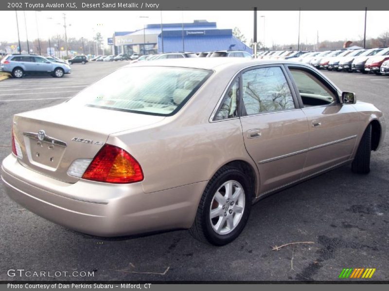 Desert Sand Metallic / Ivory 2002 Toyota Avalon XLS
