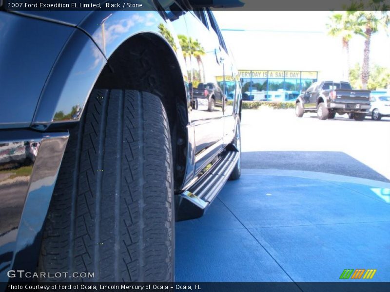 Black / Stone 2007 Ford Expedition EL Limited