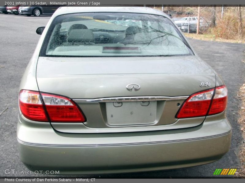 Millenium Jade Green / Sage 2001 Infiniti I 30 Sedan