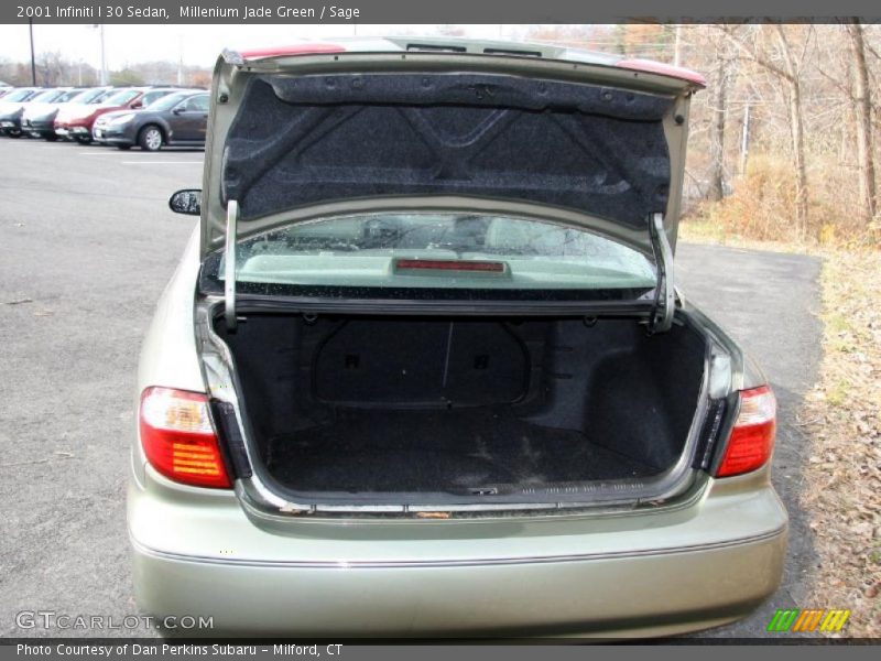 Millenium Jade Green / Sage 2001 Infiniti I 30 Sedan