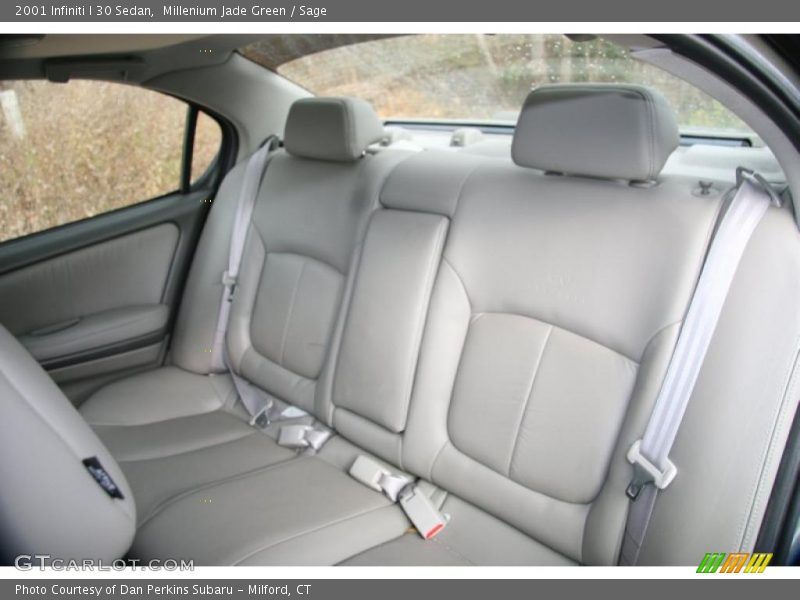 Millenium Jade Green / Sage 2001 Infiniti I 30 Sedan