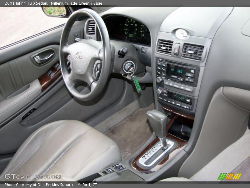 Millenium Jade Green / Sage 2001 Infiniti I 30 Sedan
