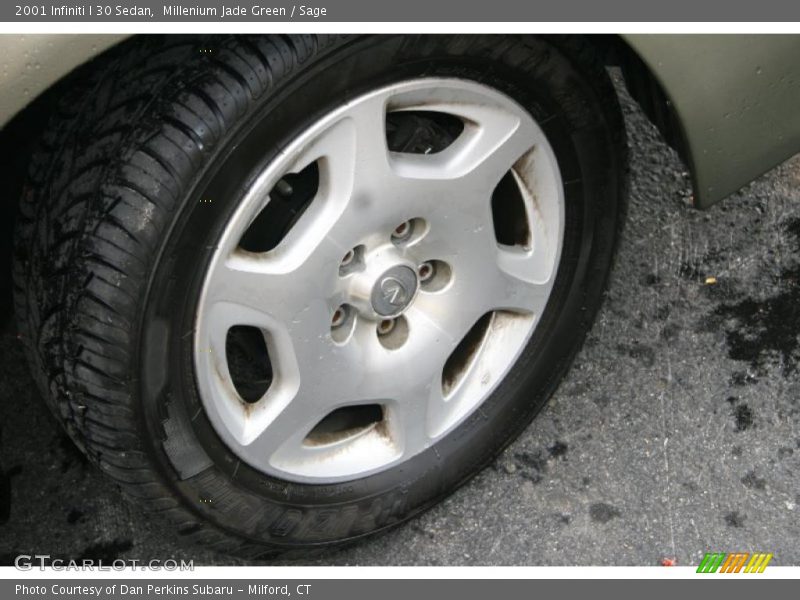Millenium Jade Green / Sage 2001 Infiniti I 30 Sedan