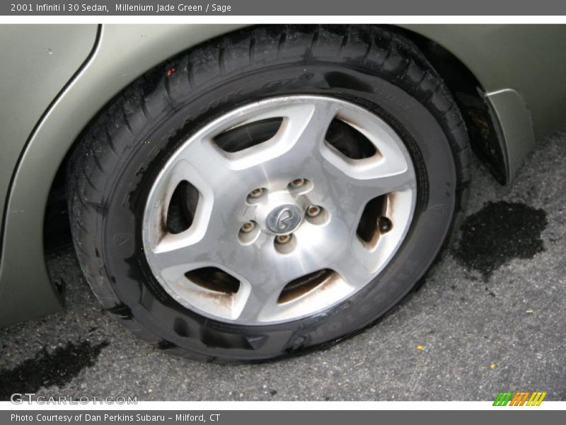 Millenium Jade Green / Sage 2001 Infiniti I 30 Sedan