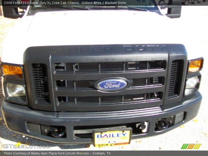 Oxford White / Medium Stone 2008 Ford F350 Super Duty XL Crew Cab Chassis