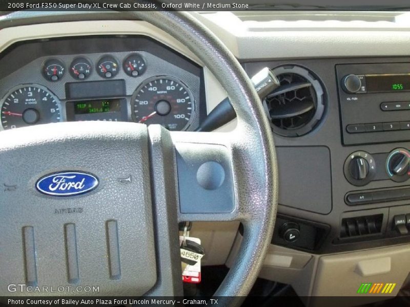 Oxford White / Medium Stone 2008 Ford F350 Super Duty XL Crew Cab Chassis