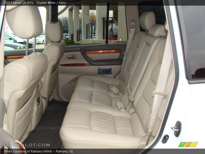  2007 LX 470 Ivory Interior