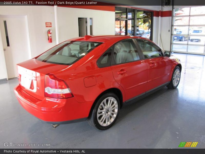 Passion Red / Dark Beige/Quartz Leather 2005 Volvo S40 T5
