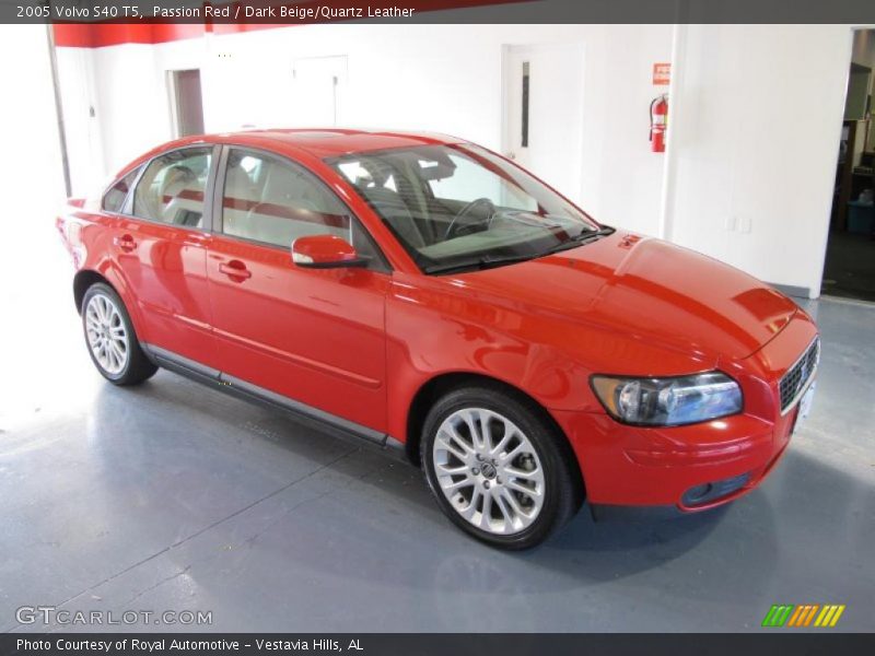 Passion Red / Dark Beige/Quartz Leather 2005 Volvo S40 T5