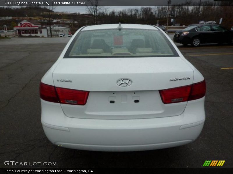 Pearl White / Camel 2010 Hyundai Sonata GLS