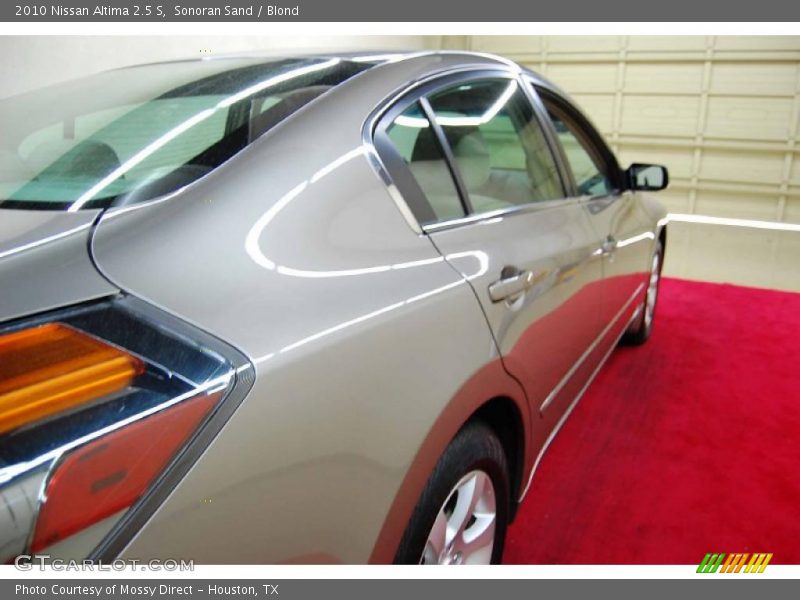 Sonoran Sand / Blond 2010 Nissan Altima 2.5 S