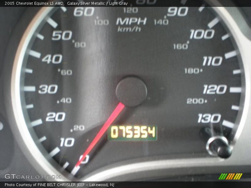 Galaxy Silver Metallic / Light Gray 2005 Chevrolet Equinox LS AWD