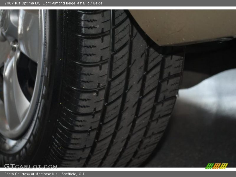 Light Almond Beige Metallic / Beige 2007 Kia Optima LX