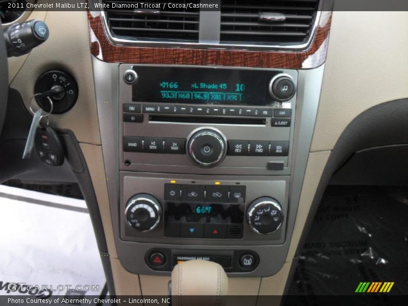 Controls of 2011 Malibu LTZ