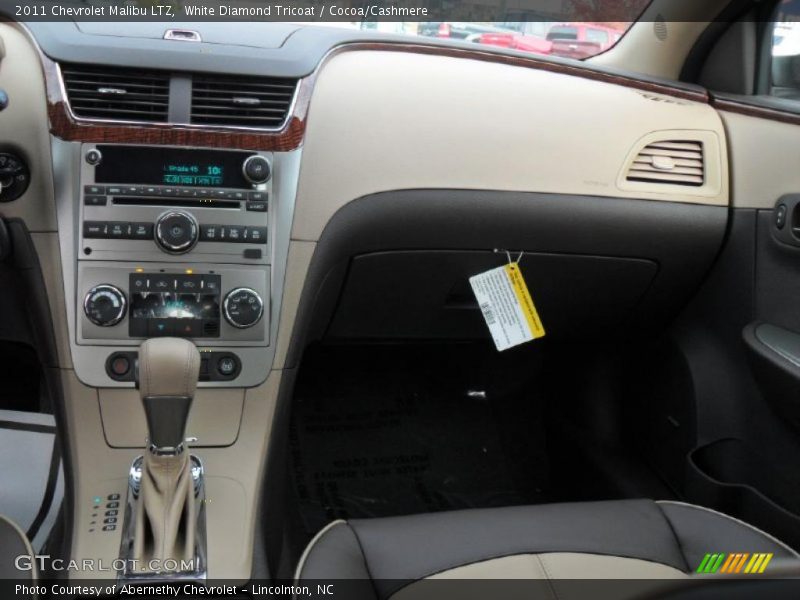 White Diamond Tricoat / Cocoa/Cashmere 2011 Chevrolet Malibu LTZ