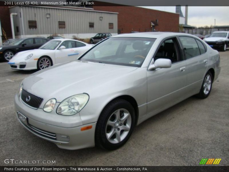 Front 3/4 View of 2001 GS 430