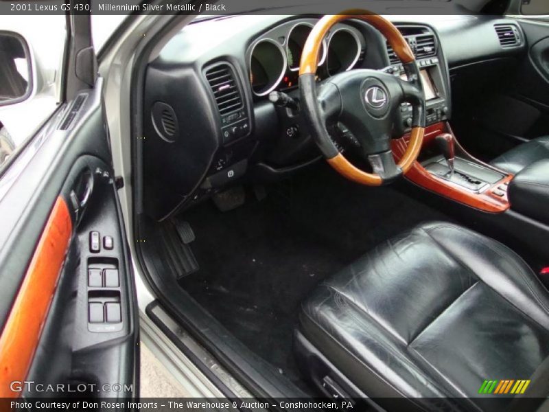 Dashboard of 2001 GS 430