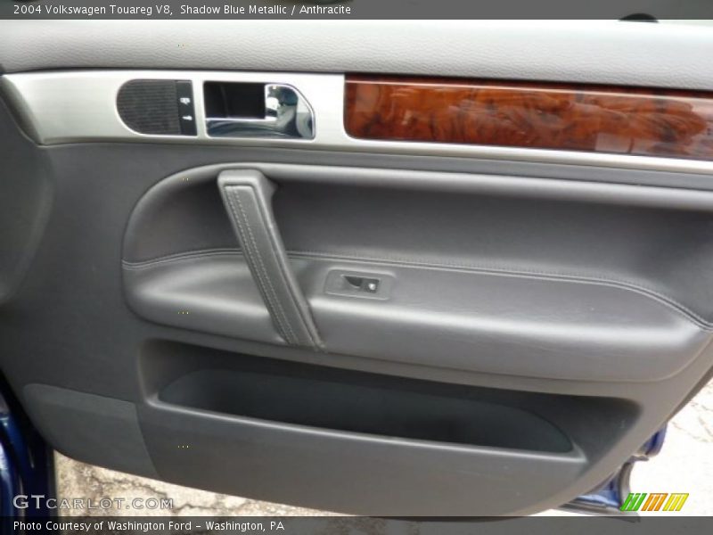 Shadow Blue Metallic / Anthracite 2004 Volkswagen Touareg V8