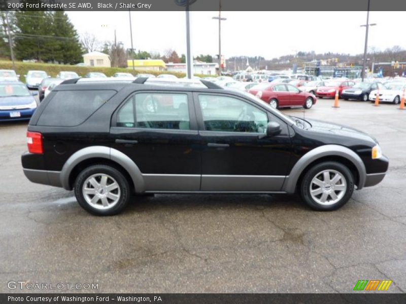  2006 Freestyle SE AWD Black