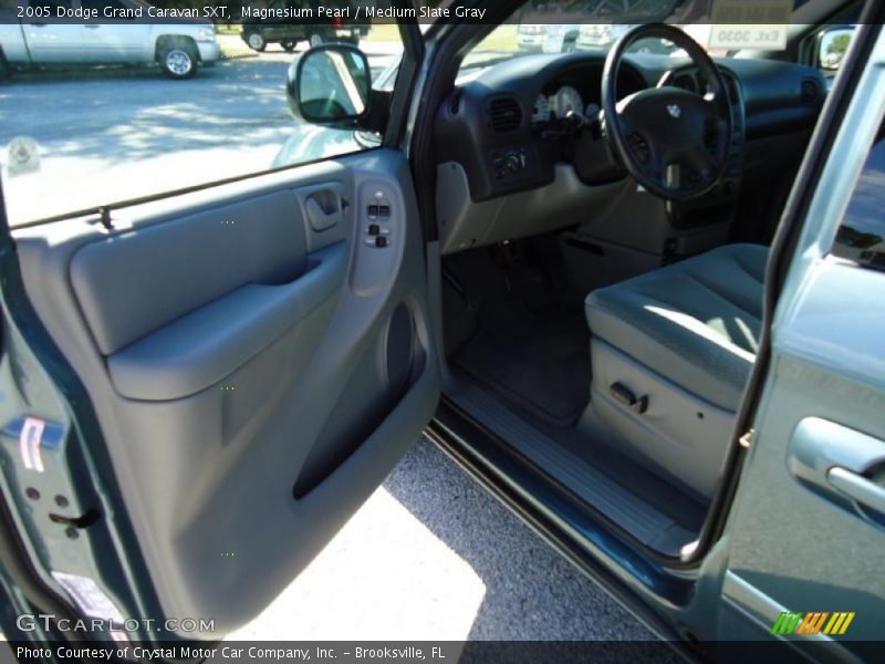Magnesium Pearl / Medium Slate Gray 2005 Dodge Grand Caravan SXT