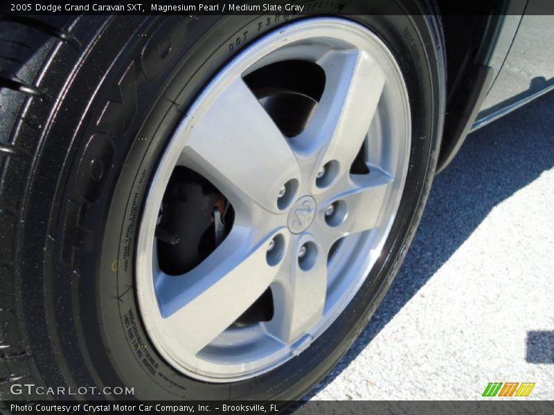 Magnesium Pearl / Medium Slate Gray 2005 Dodge Grand Caravan SXT