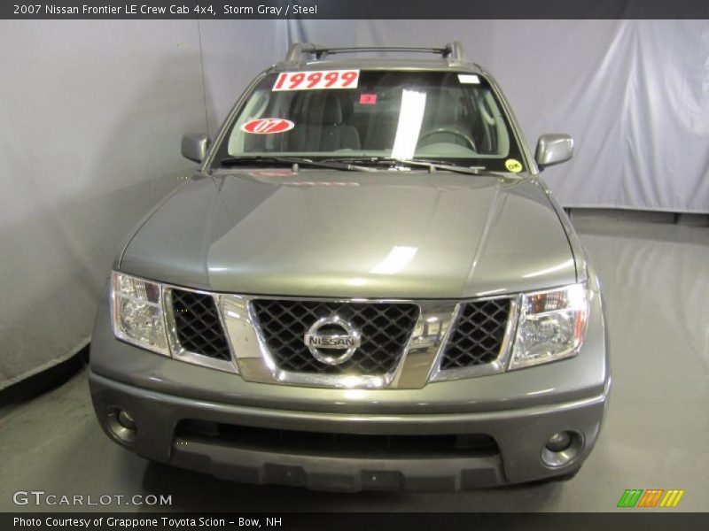 Storm Gray / Steel 2007 Nissan Frontier LE Crew Cab 4x4