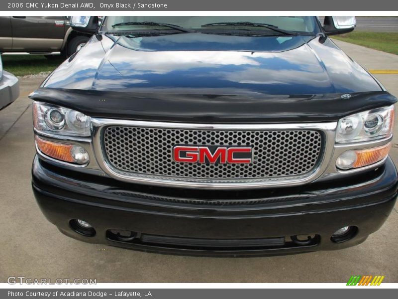 Onyx Black / Sandstone 2006 GMC Yukon Denali AWD