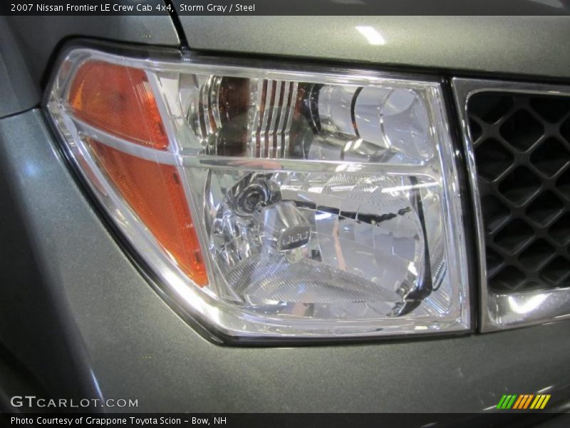 Storm Gray / Steel 2007 Nissan Frontier LE Crew Cab 4x4