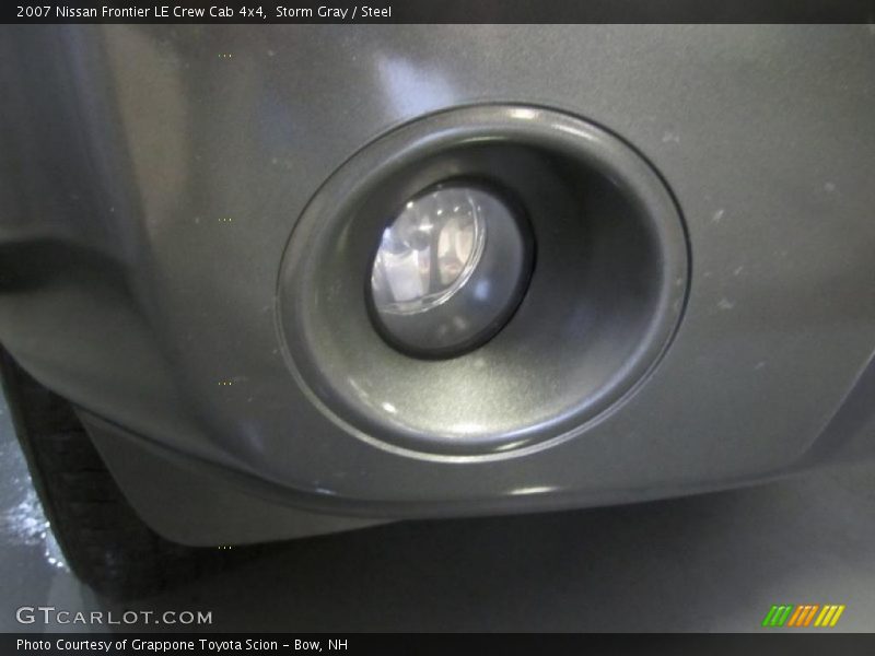 Storm Gray / Steel 2007 Nissan Frontier LE Crew Cab 4x4