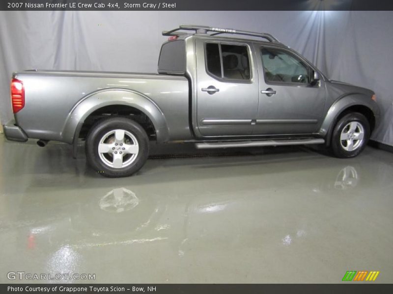 Storm Gray / Steel 2007 Nissan Frontier LE Crew Cab 4x4