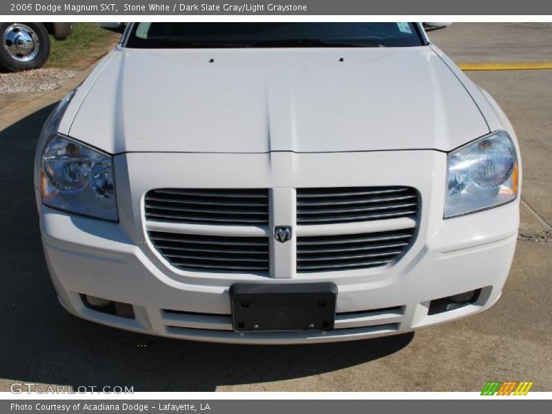 Stone White / Dark Slate Gray/Light Graystone 2006 Dodge Magnum SXT