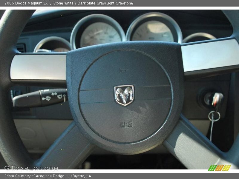 Stone White / Dark Slate Gray/Light Graystone 2006 Dodge Magnum SXT