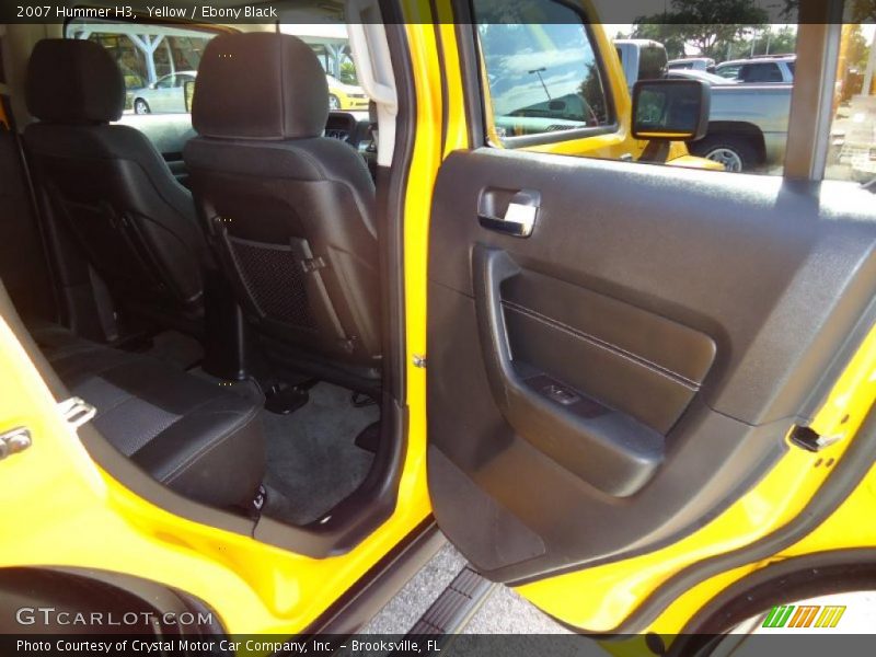 Yellow / Ebony Black 2007 Hummer H3