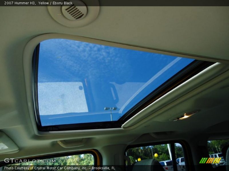Yellow / Ebony Black 2007 Hummer H3